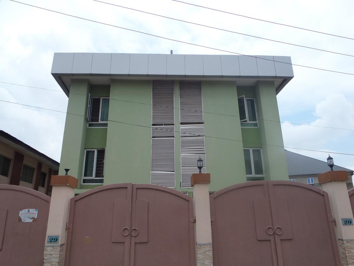 Theodawn Hotels @ Suite 29 Ikeja Kültér fotó