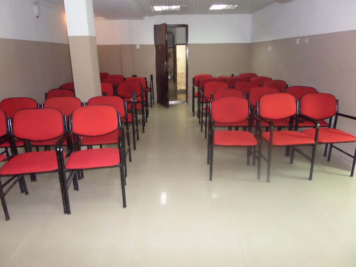 Theodawn Hotels @ Suite 29 Ikeja Kültér fotó