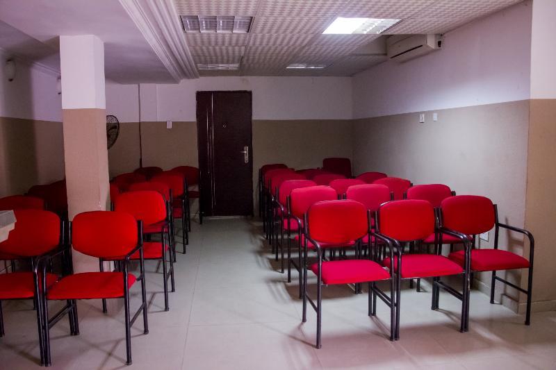 Theodawn Hotels @ Suite 29 Ikeja Kültér fotó