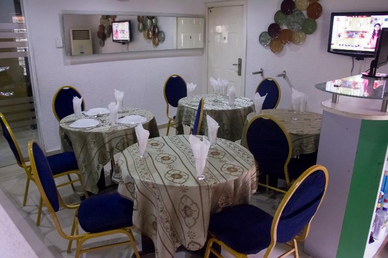 Theodawn Hotels @ Suite 29 Ikeja Kültér fotó