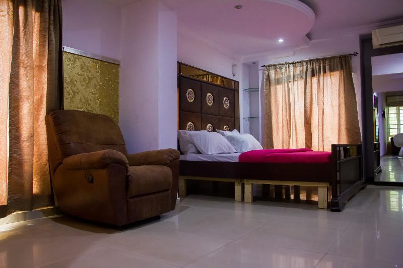 Theodawn Hotels @ Suite 29 Ikeja Kültér fotó