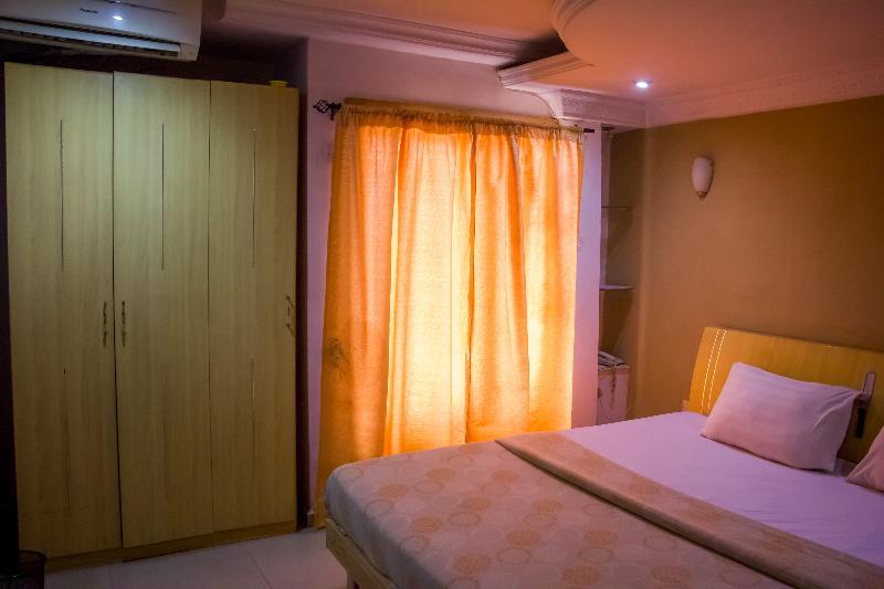 Theodawn Hotels @ Suite 29 Ikeja Kültér fotó