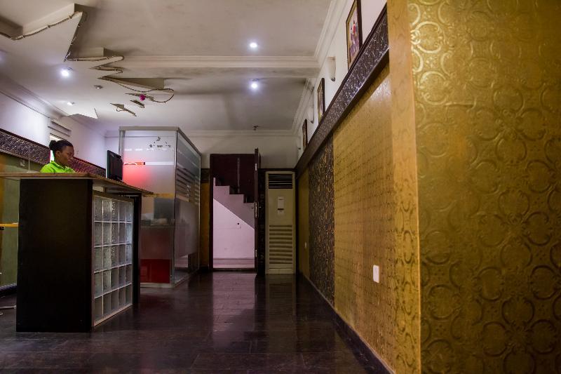 Theodawn Hotels @ Suite 29 Ikeja Kültér fotó